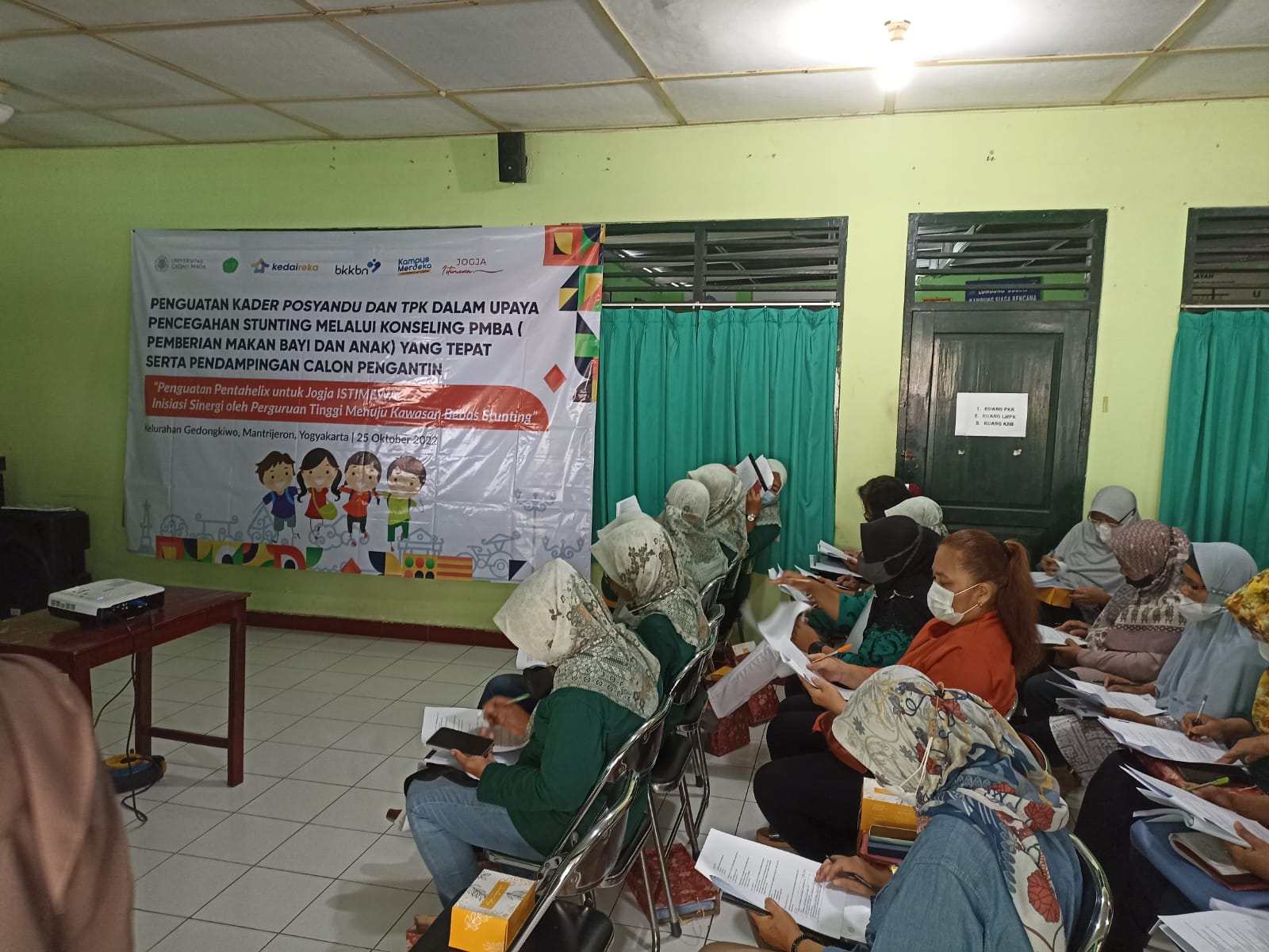 Dalam Upaya Pencegahan Stunting, Kelurahan Gedongkiwo Menyelenggarakan Sosialisasi Penguatan Kader Posyandu dan TPK